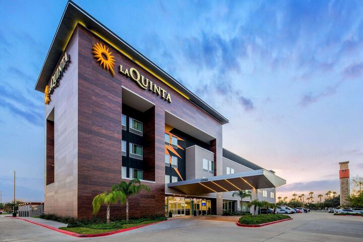 Hotel 3 of 42