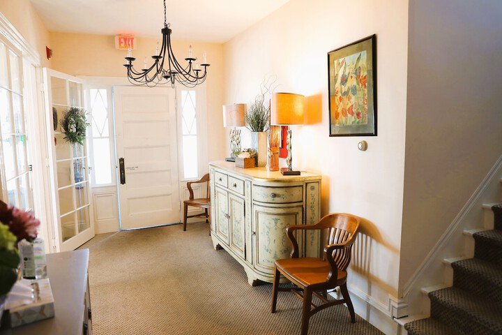 Ballroom/Hall 318 of 468