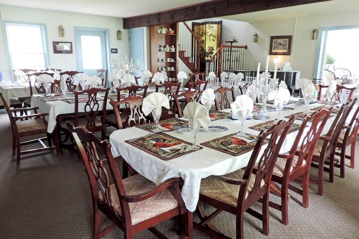 Dining 86 of 99