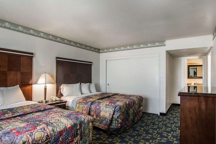 Room 20 of 26