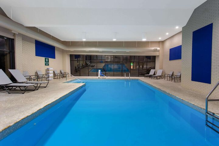 Pool 4 of 37