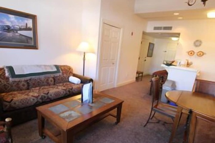 Room 60 of 190