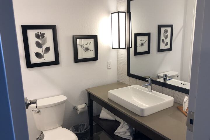 Country Inn & Suites by Radisson Flagstaff Downtown, AZ