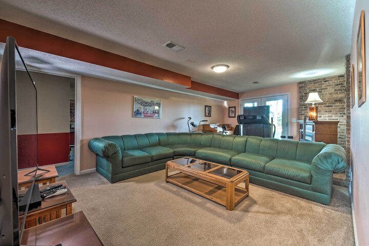 Lake Cumberland Home w / Deck + Water Access!