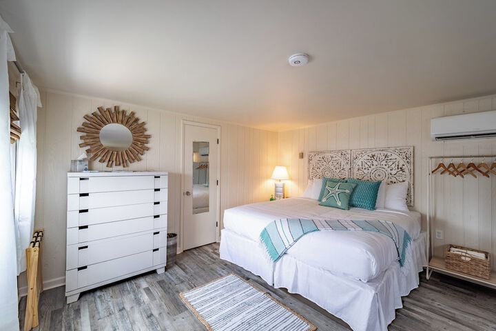 Ocean Glass Inn