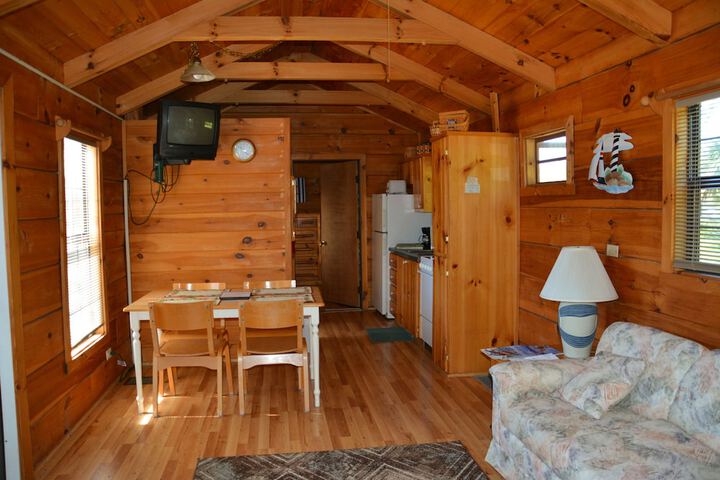 Camp Mack Lodge Marina & RV Resort