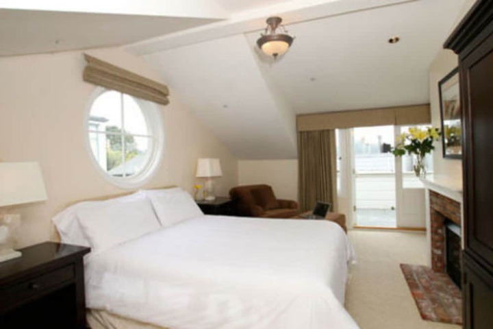 Room 20 of 31
