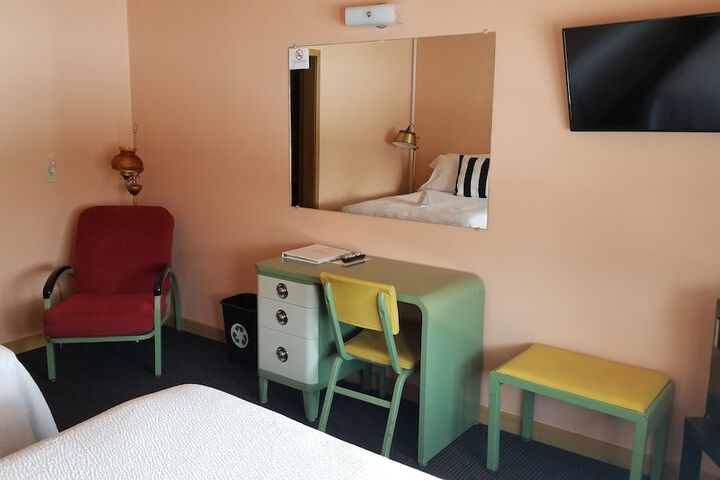 Room 54 of 75