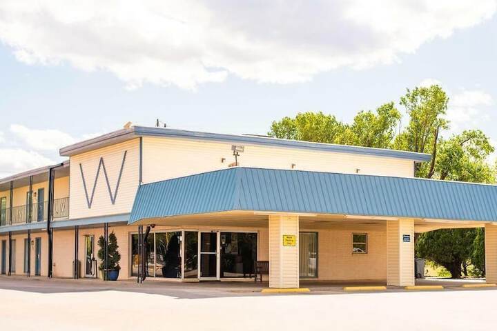 Wayfarer Inn Woodward