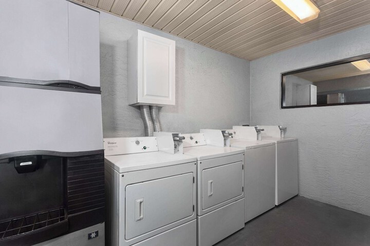 Baymont by Wyndham Punta Gorda / Port Charlotte