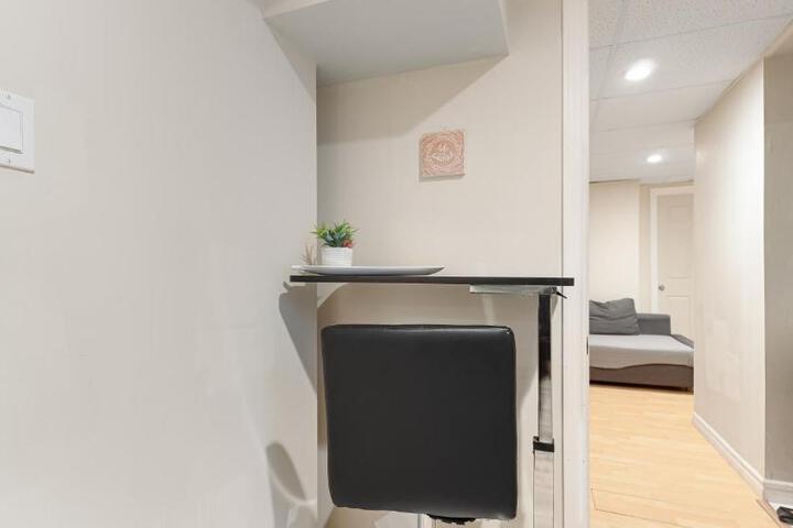 Finished 2 BR Apartment in an Upscale Area of Ajax