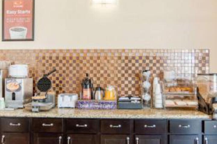 Breakfast/Coffee Service 7 of 7
