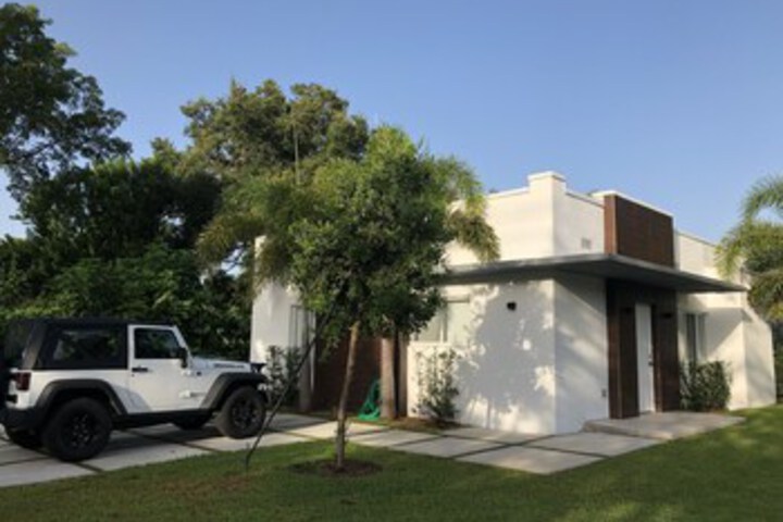Entire house in Miami Shores