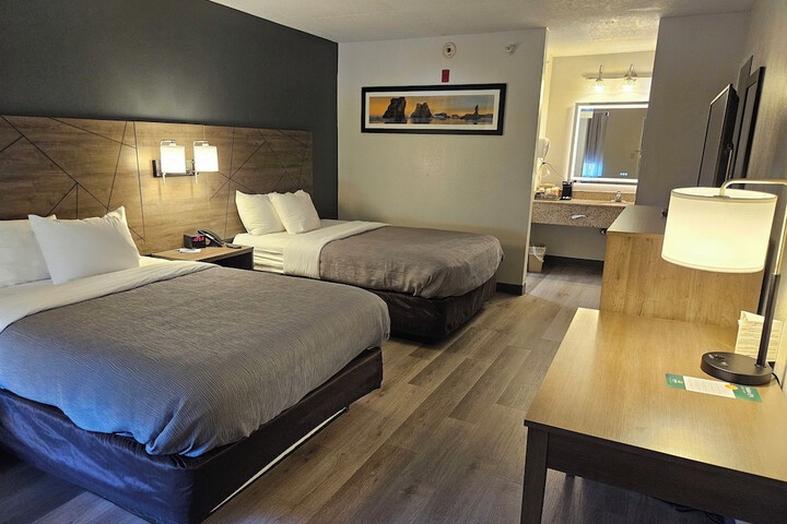 Room 22 of 69