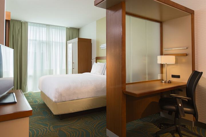 Room 14 of 26