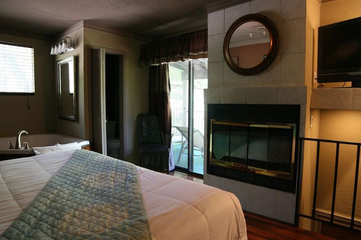 Room 57 of 84