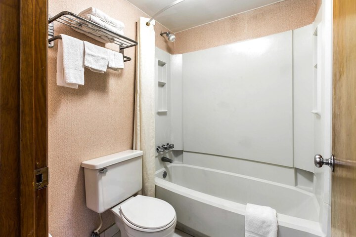 Room 17 of 29