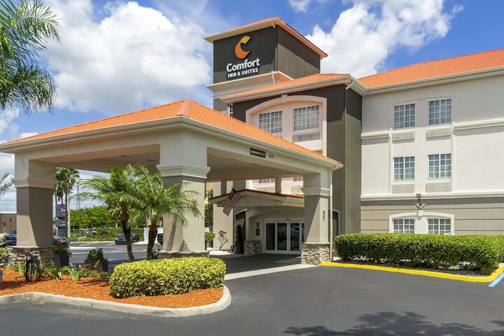 Hotel 4 of 60