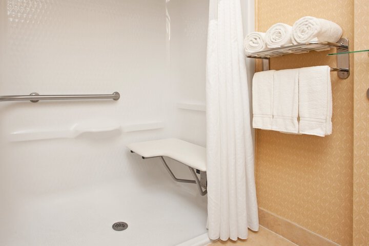 Holiday Inn Express & Suites Allentown West by IHG