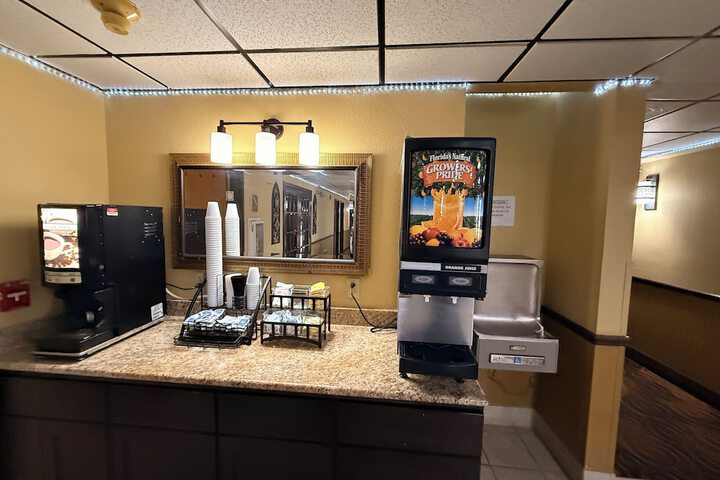 Fairview Inn & Suites Whitewater