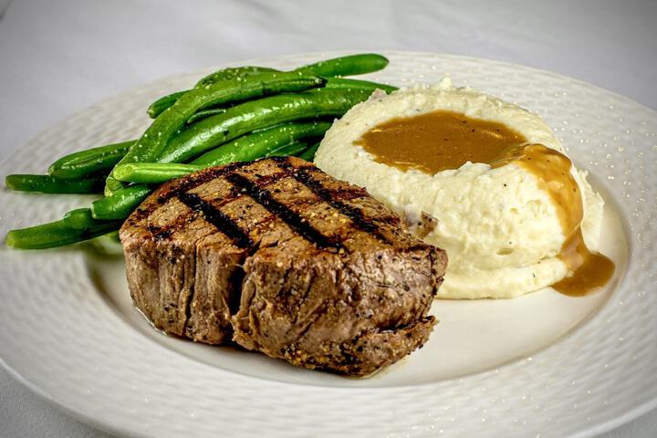 Dining 129 of 147