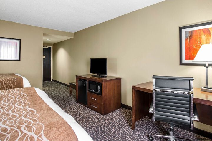 Room 21 of 38