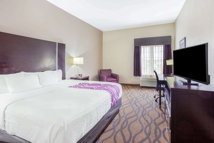 Room 14 of 30