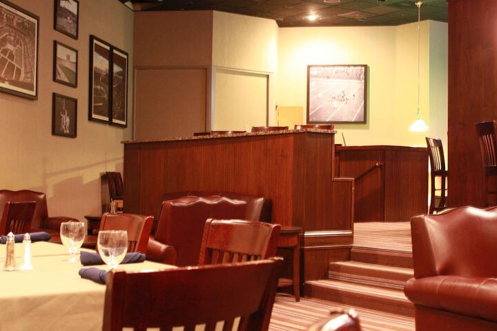 Dining 46 of 57