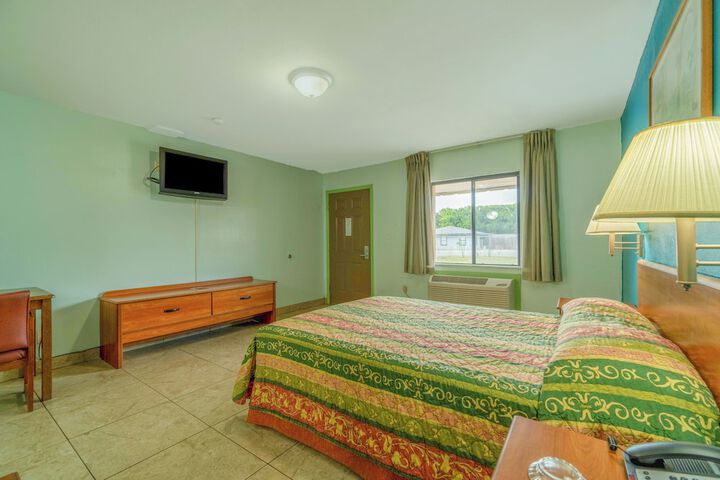 Room 43 of 56