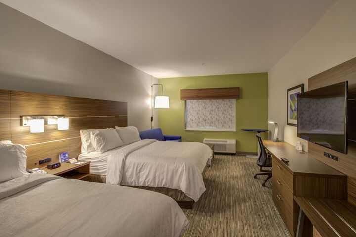 Room 37 of 60