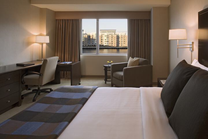Room 18 of 40