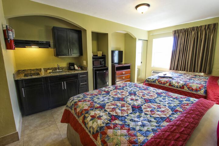 Room 76 of 117