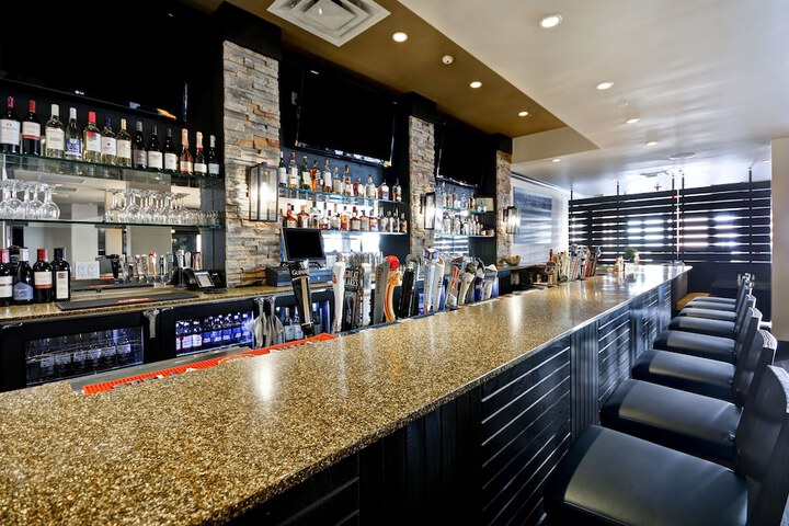 Holiday Inn Detroit Metro Airport by IHG