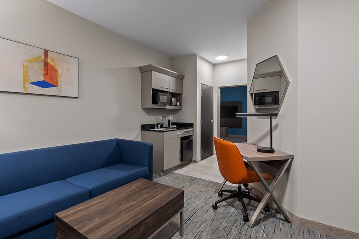 Room 25 of 45
