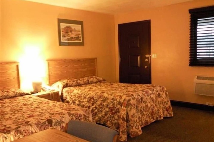 Colonial Inn Motel
