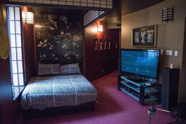 Room 36 of 62