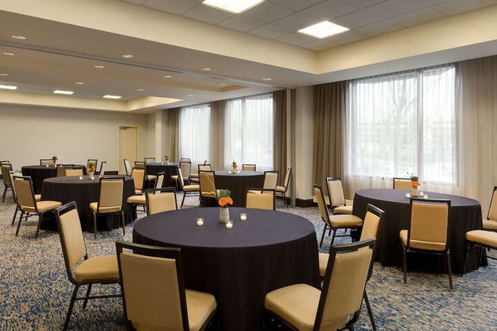 Embassy Suites by Hilton Boston Waltham