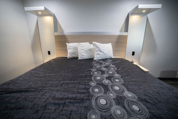 Room 31 of 73