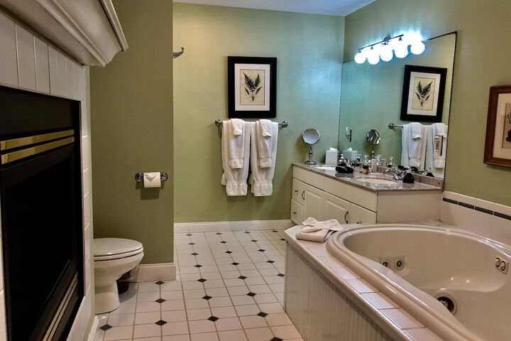 Stone Hill Inn
