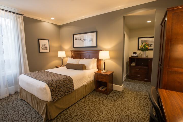 Room 80 of 141