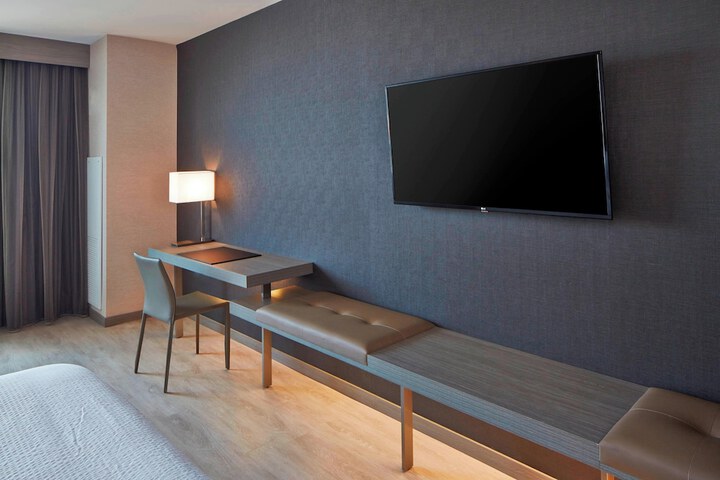 AC Hotel Des Moines East Village