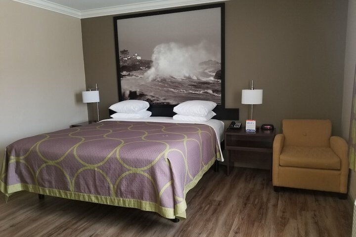 Room 20 of 24