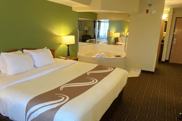 Room 13 of 44