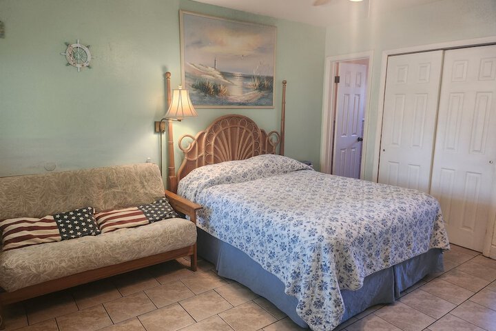 Room 47 of 68