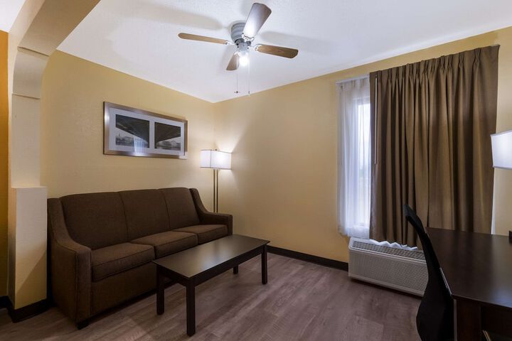 Room 15 of 39