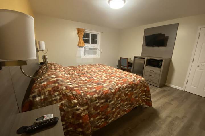 Room 10 of 15