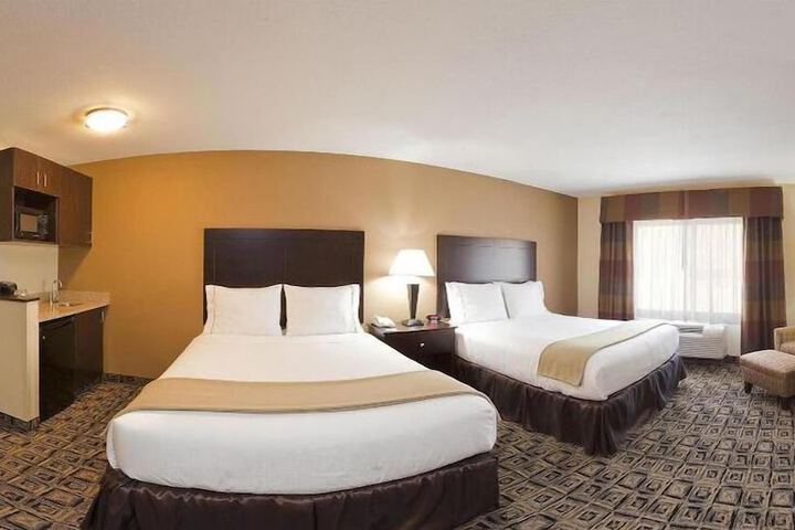 HOLIDAY INN EXPRESS & SUITES ZANESVILLE NORTH by IHG