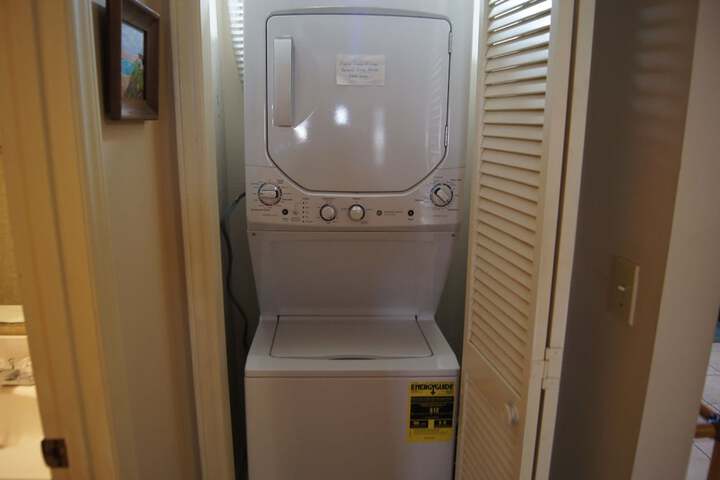 Laundry 10 of 14