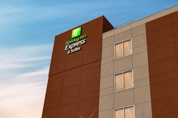 Holiday Inn Express & Suites Sanford- Lake Mary by IHG