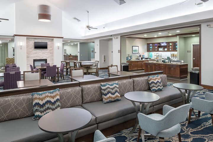 Homewood Suites by Hilton Fresno Airport / Clovis CA